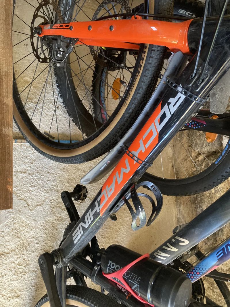 Rock Machine Gravelride 200