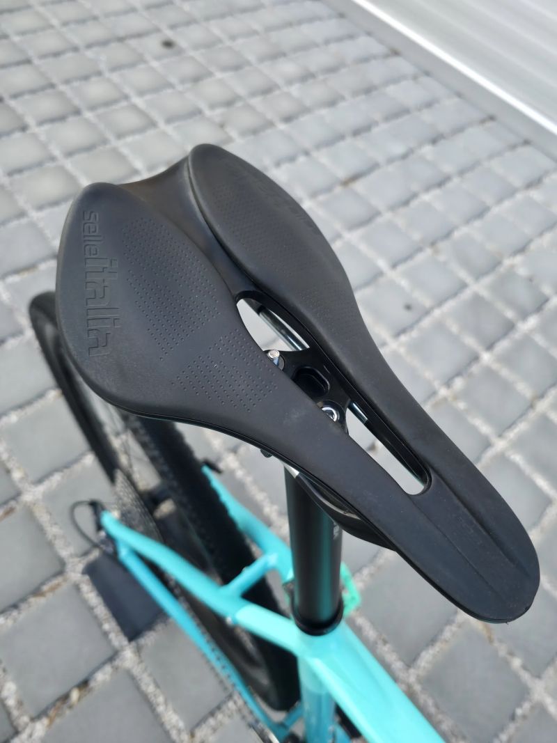 Gravel Bianchi Impulso Allroad Disc GRX 600 2024 velikost L