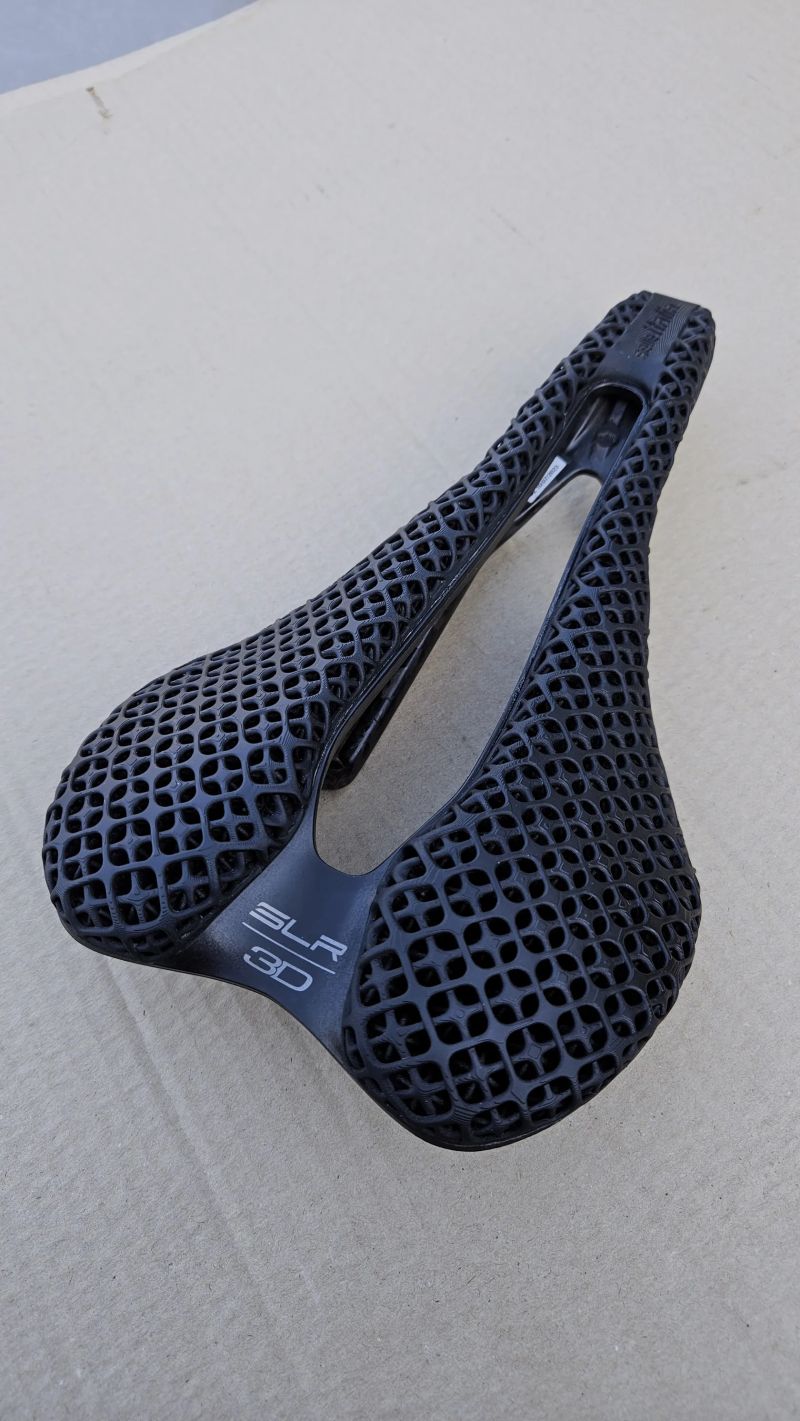 Sedlo SELLE ITALIA SLR Boost Superflow 3D CARBON