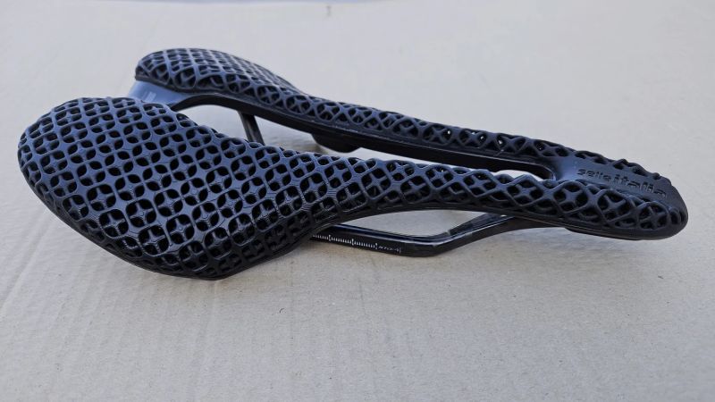Sedlo SELLE ITALIA SLR Boost Superflow 3D CARBON