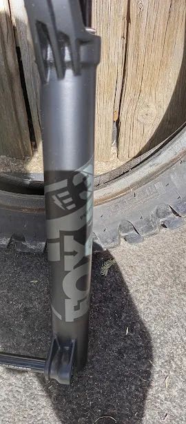 Fox Float 36 zdvih 160mm.27.5"+. váha 1890g