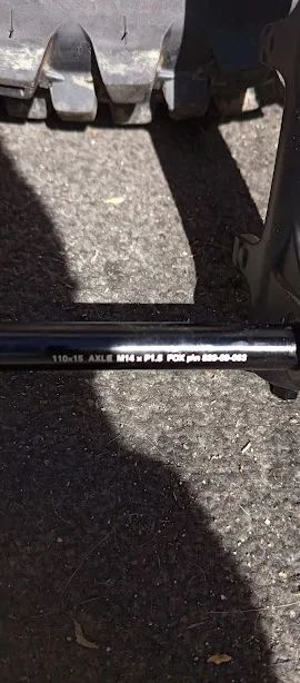 Fox Float 36 zdvih 160mm.27.5"+. váha 1890g