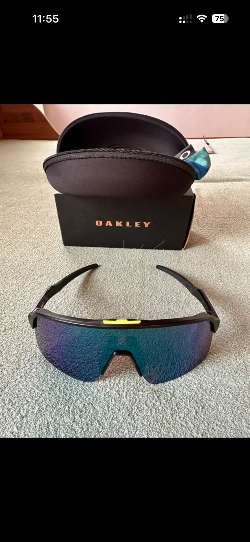 Oakley sutro lite