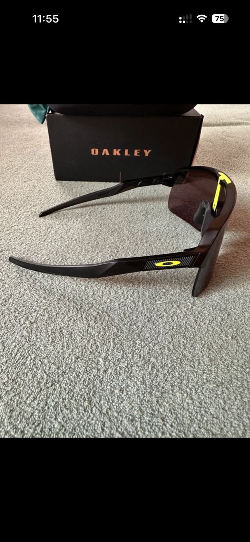 Oakley sutro lite