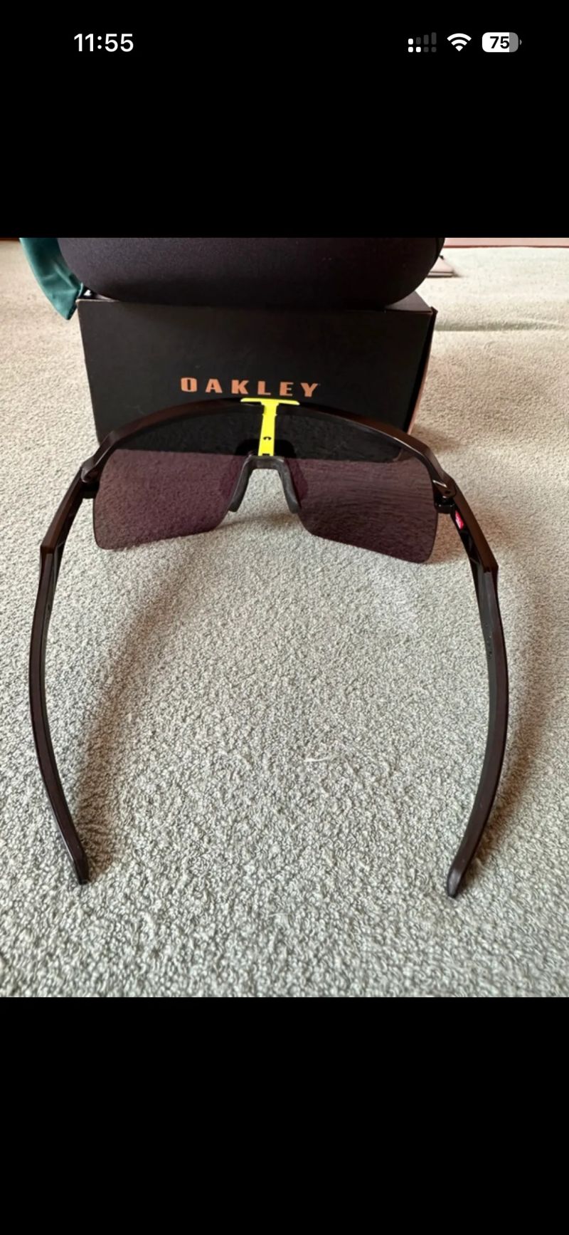 Oakley sutro lite