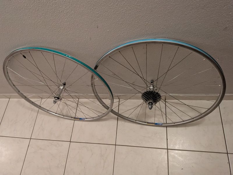 Silniční kolo Kovařík 