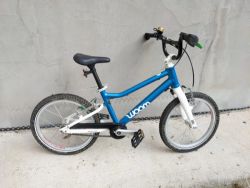 Woom 3 modrá metalická