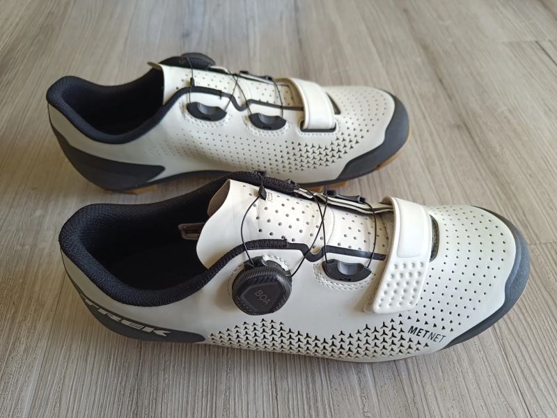 Prodám tretry TREK Foray vel. 42