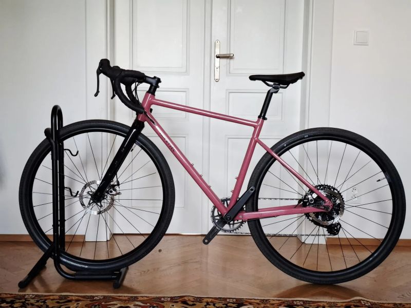 Van Rysel GRVL AF 2 Sword 1x10 – vel. S, perfektní technický stav, drobná kosmetika