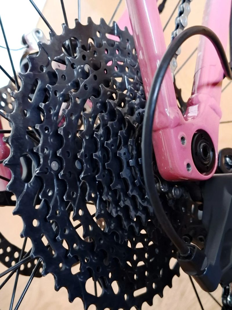 Van Rysel GRVL AF 2 Sword 1x10 – vel. S, perfektní technický stav, drobná kosmetika