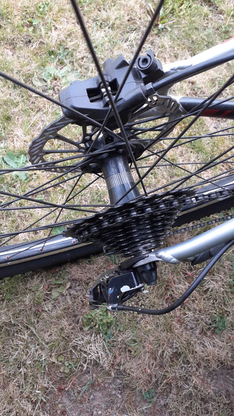 Specialized Stumpjumper vel.M na výšku 160-170cm