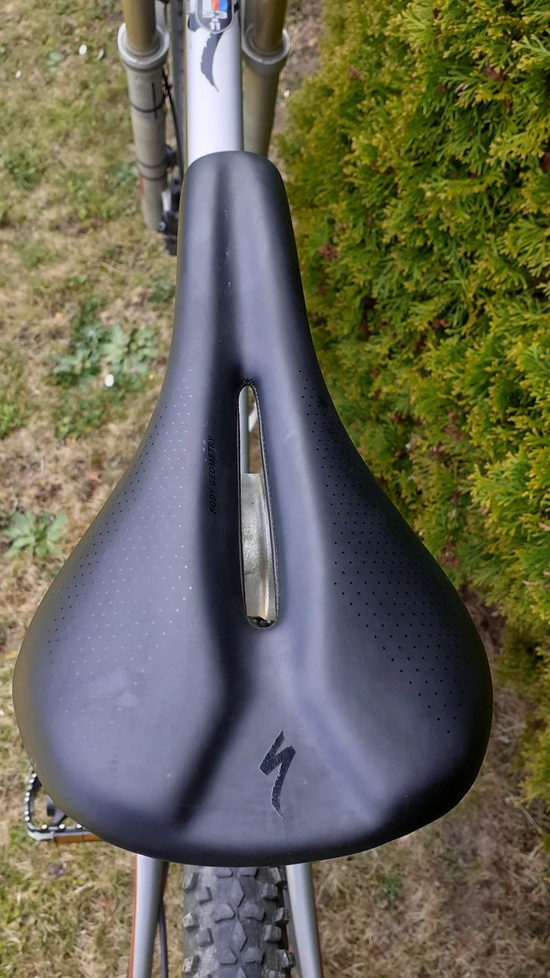 Specialized Stumpjumper vel.M na výšku 160-170cm