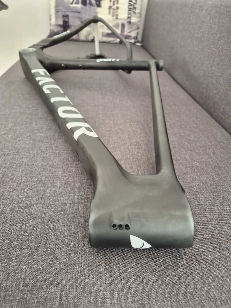 Nový MTB rám Factor Lando HT