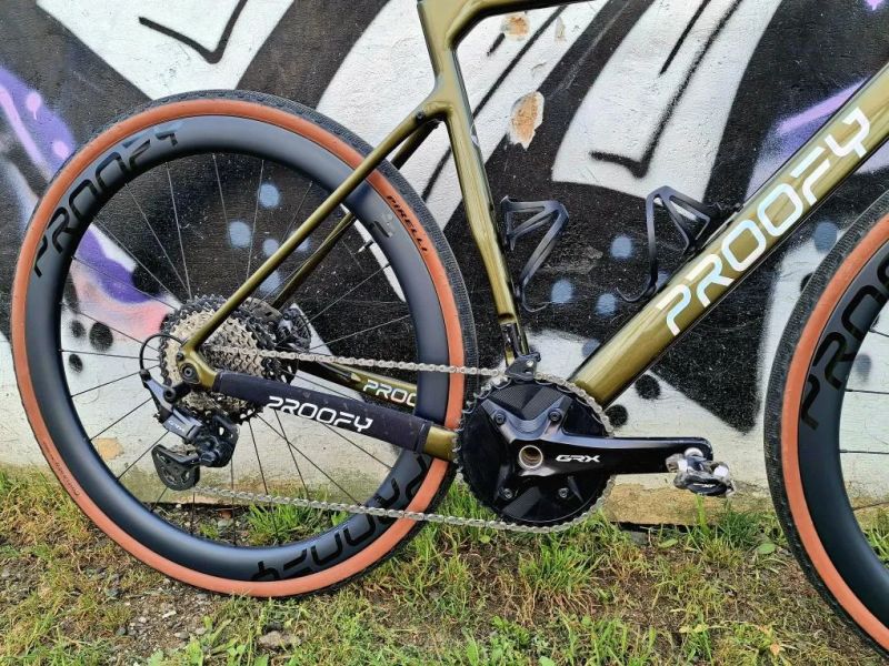 Proofy Gunny - karbonový gravel