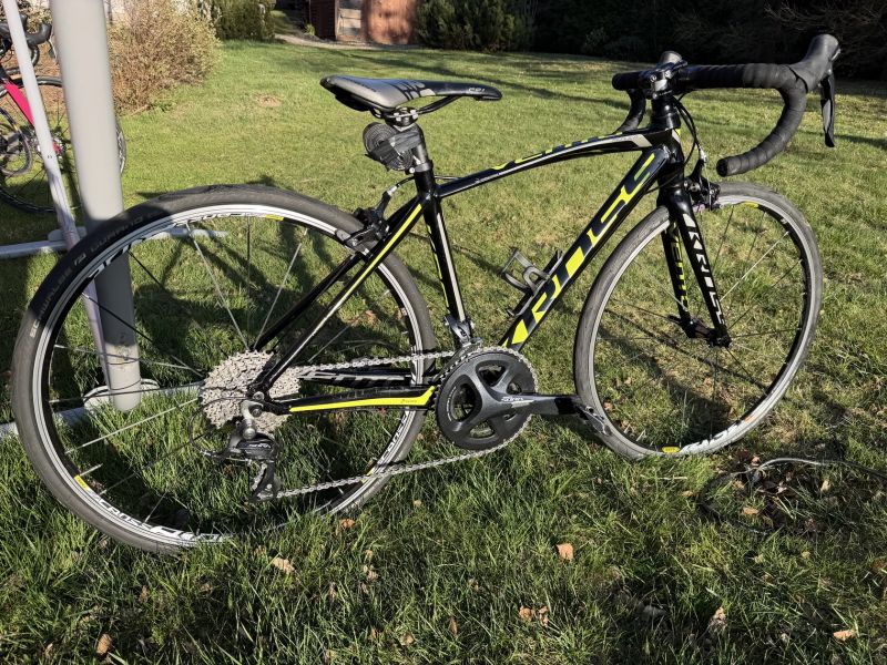 Dětské silniční kolo