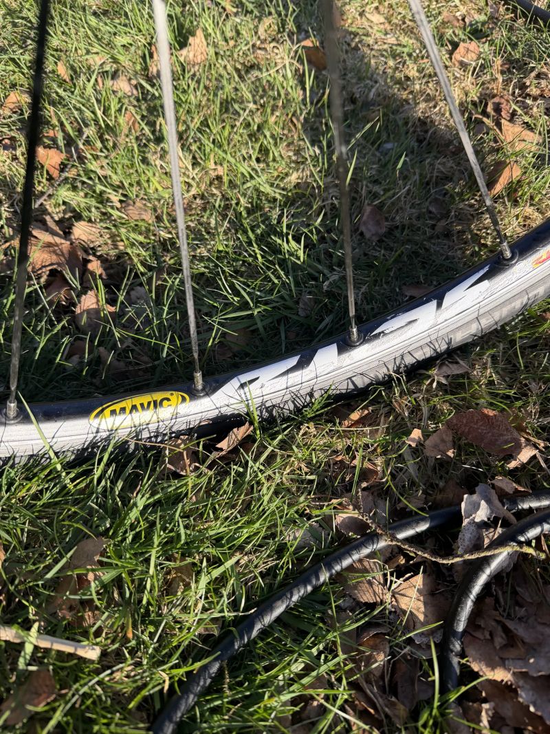 Dětské silniční kolo