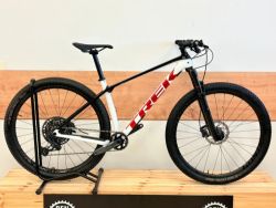 Trek Procaliber 9.7 karbonová kola bontrager