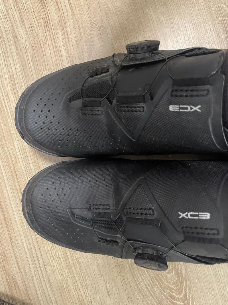 Tretry Shimano SH-XC300