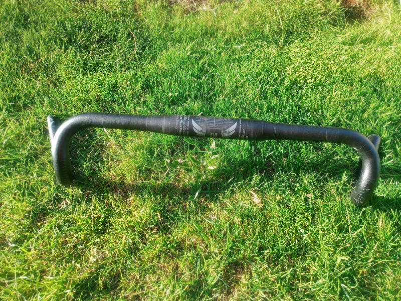 Gravel řidítka Salsa