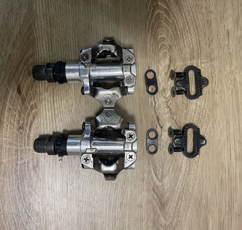 Pedály Shimano PD-M520