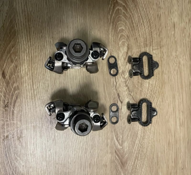 Pedály Shimano PD-M520