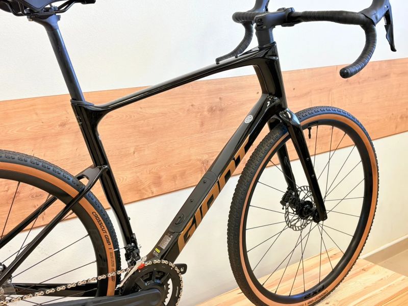 Giant Revolt Advanced 3 < 50km