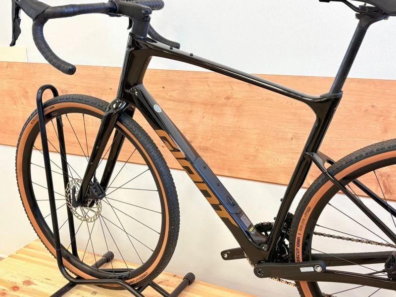 Giant Revolt Advanced 3 < 50km