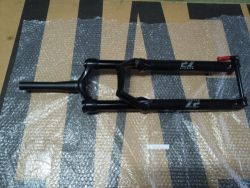 Marzocchi Bomber Z2 29" 130mm