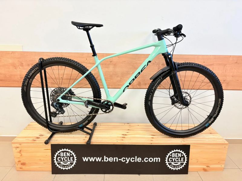 Orbea Alma m11 axs - karbonová kola