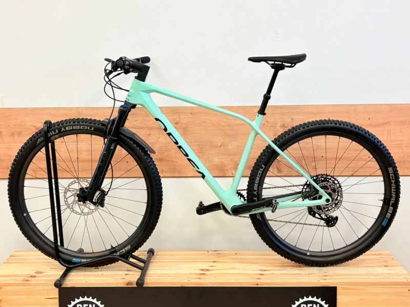 Orbea Alma m11 axs - karbonová kola