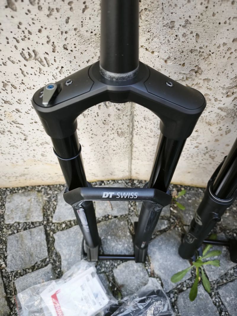 NOVÉ vidlice FOX 34 36 a DT Swiss F 535 ONE 150mm