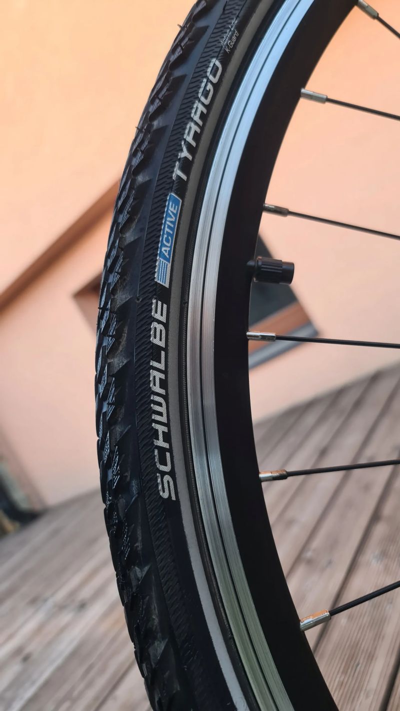 KROSOVÉ KOLO LEADER FOX TOSCANA 17“ 3x9 ČERNÉ