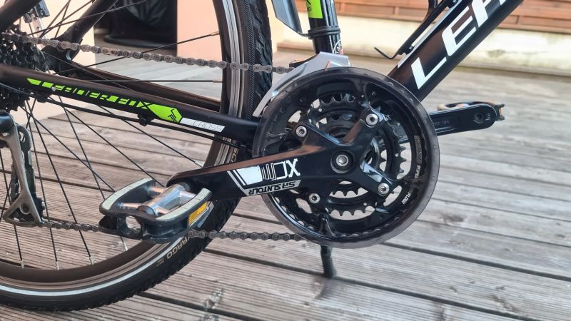 KROSOVÉ KOLO LEADER FOX TOSCANA 17“ 3x9 ČERNÉ