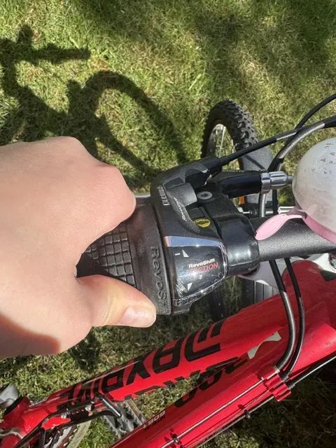 Dětské kolo 24" Maxbike – jako nové, blatníky, nosič