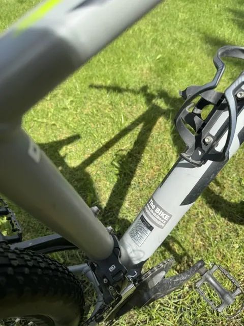 Giant Talon 29" – výborný stav, výbava (nosič, blatníky)