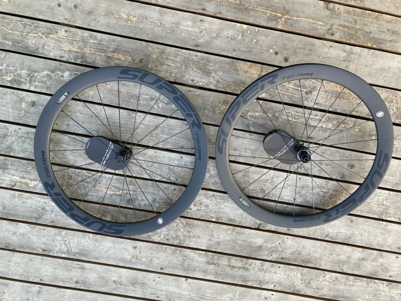 Karbonová kola Superteam