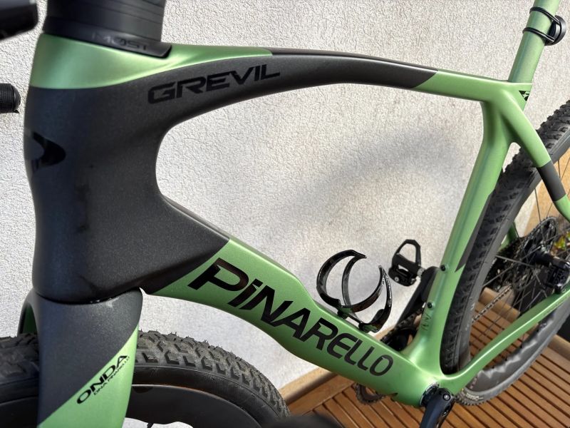 Pinarello Grevil F7 | vel.550 |