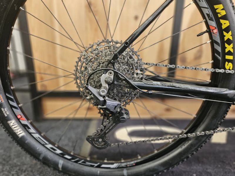 Pells Razzer 29", vel. M