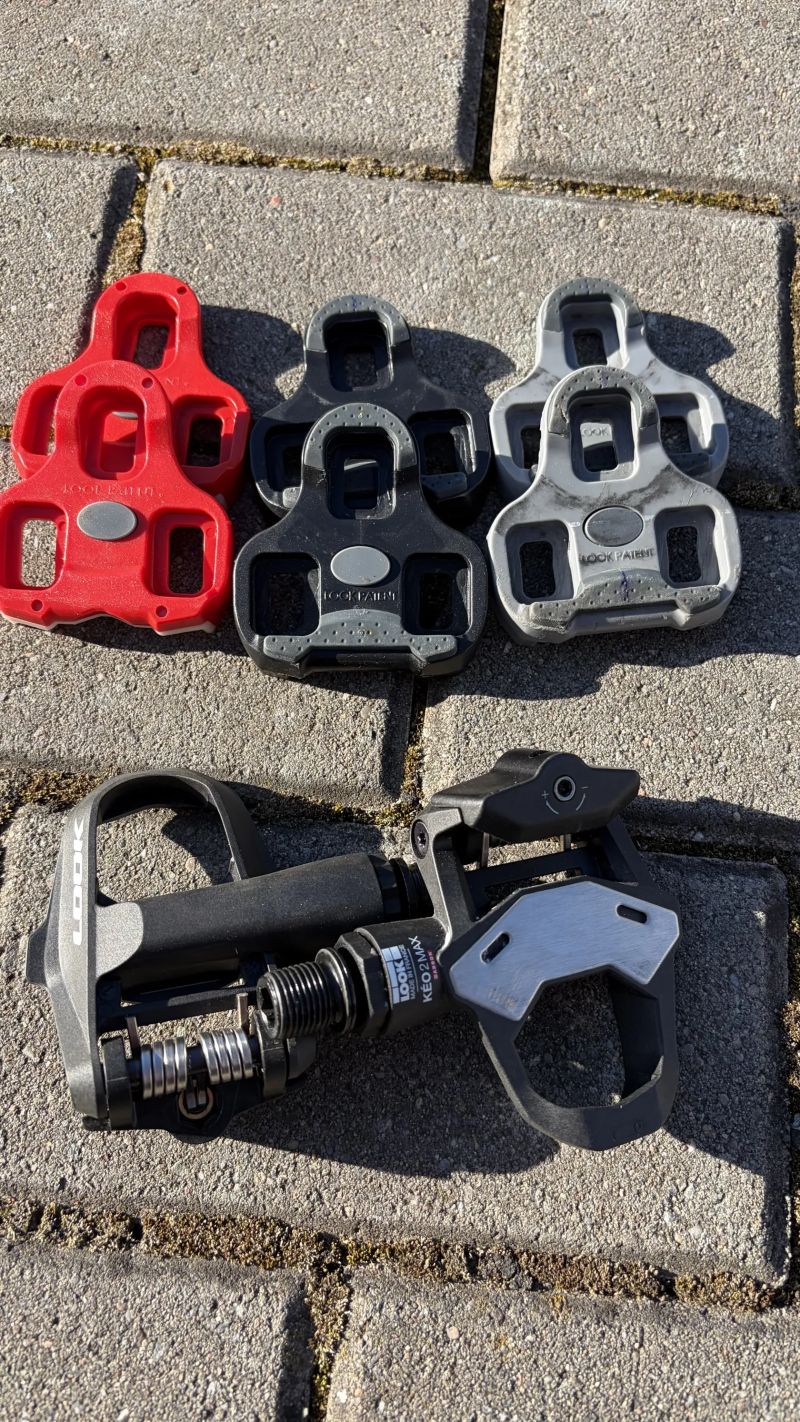 Look kéo max carbon