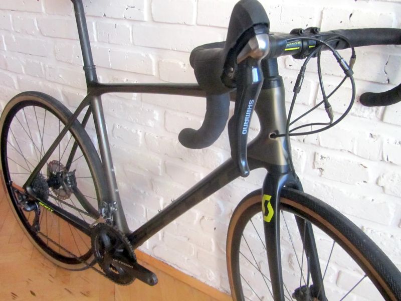 SCOTT ADDICT na Shimano ULTEGRA, 58 cm. 1ROK ZÁRUKA