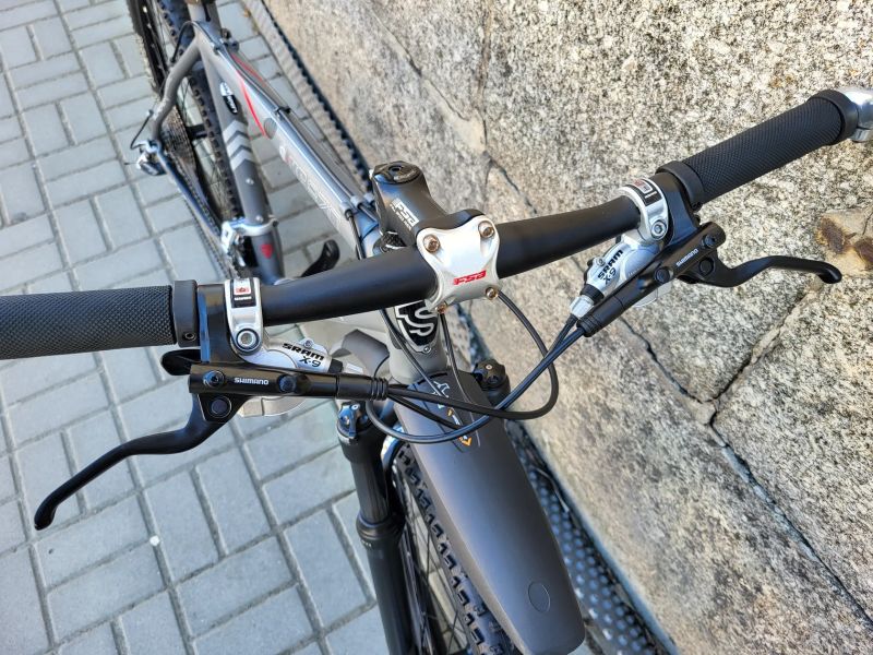 SUPERIOR XC 870 -KOMPLET SRAM X9/MANITOU AXEL -VEL.19"