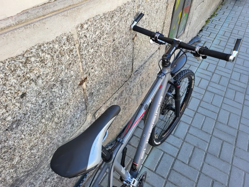 SUPERIOR XC 870 -KOMPLET SRAM X9/MANITOU AXEL -VEL.19"