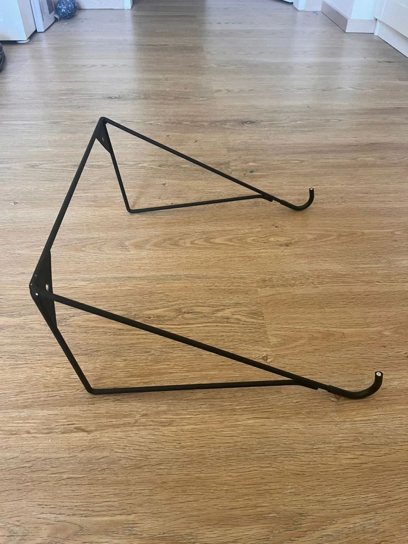 Držák na kolo na zeď