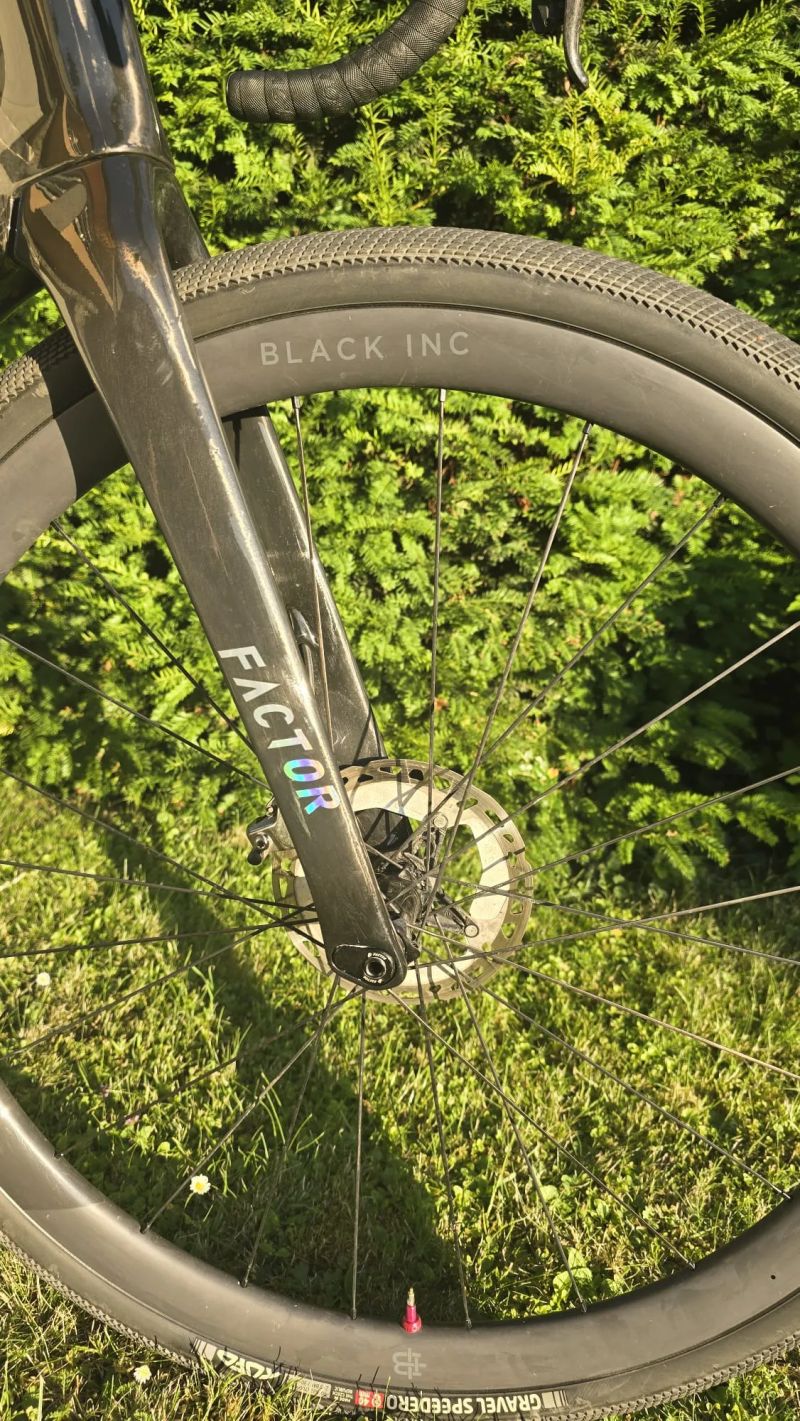 Factor OSTRO GRAVEL (vel. 56)