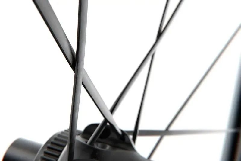 Kola DT SWISS G 1800 SPLINE® 700C Shimano HG 11s