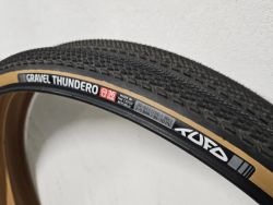 Gravel pláště Tufo Thundero 622 x 36 (700x35C), béžové bočnice
