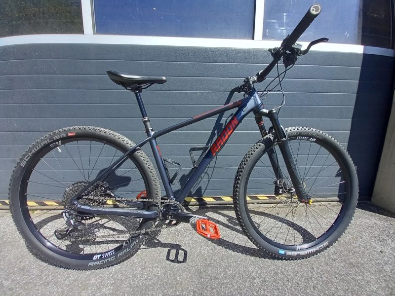 Radon Jealous Al 10.0 vel.M 