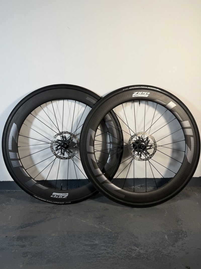 Zipp 404 firecrast - měsíc používané