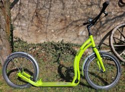 Koloběžka Yedoo Dragstr