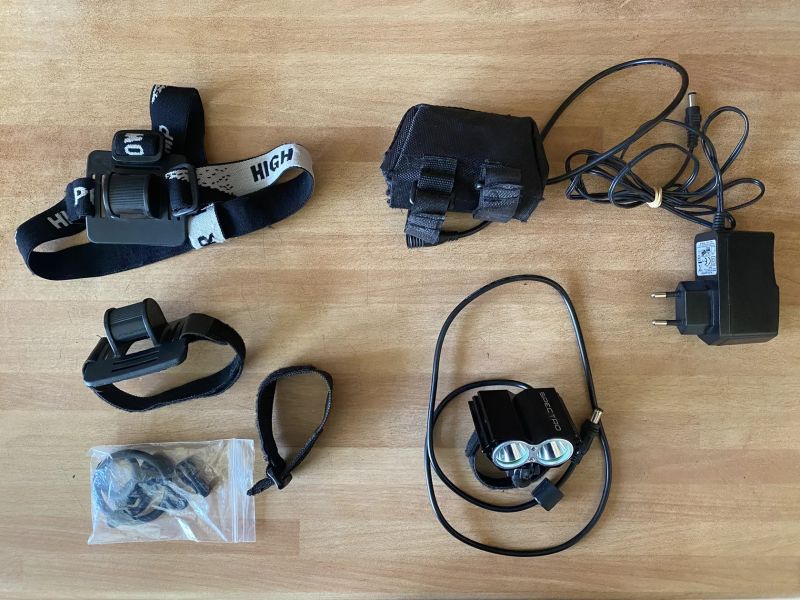 Cyklosvítilna Spectro 2000lm - čelovka - svítilna na helmu